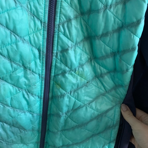 Teal and Purple north face jacket - Picture 4 of 5